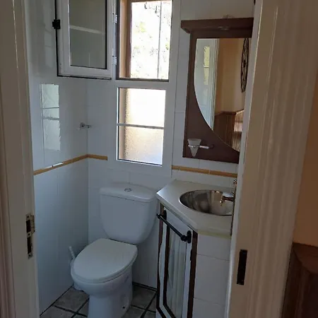 Casa Alberto * Brena Baja